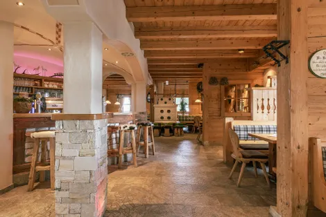Gaststube und Bar