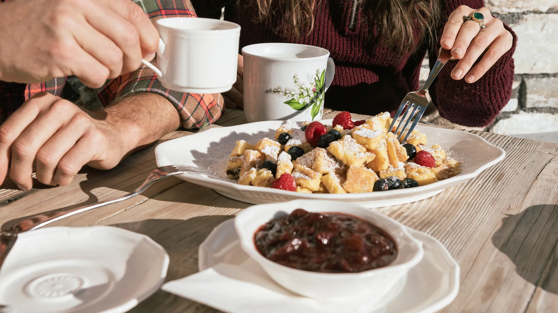 Kaiserschmarrn mit Zwetschkenröster - Rosswaldhütte